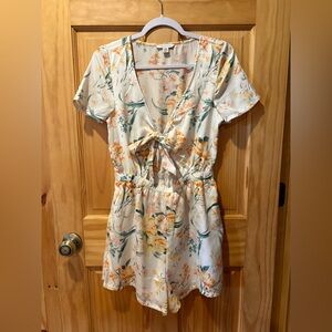 American Eagle floral short-sleeve romper tie-front elasticized waist sz S Tall